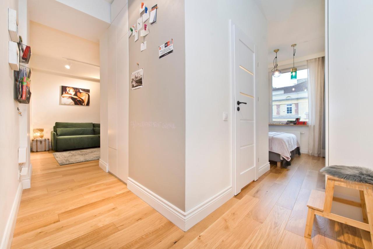 Apartament Swietojanska غدينيا المظهر الخارجي الصورة