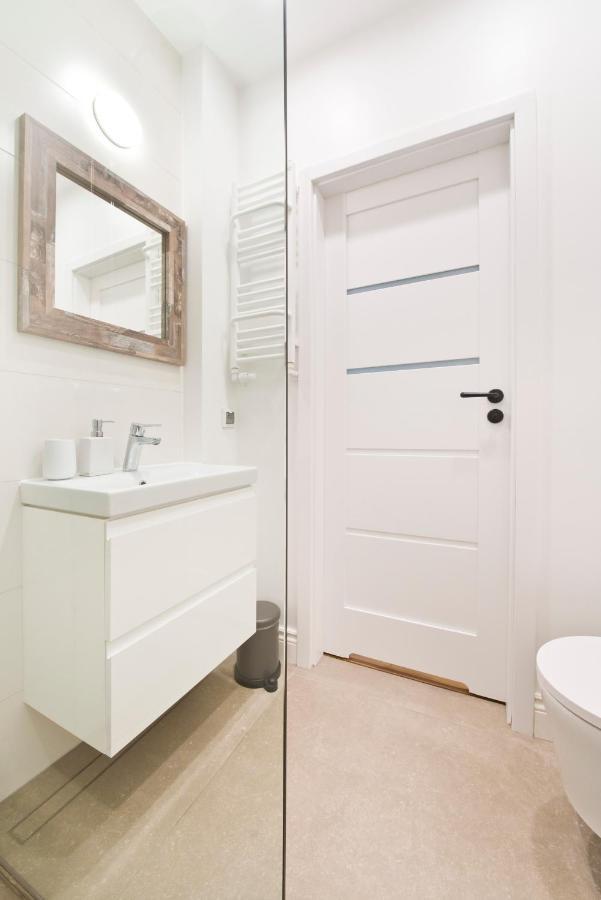 Apartament Swietojanska غدينيا المظهر الخارجي الصورة